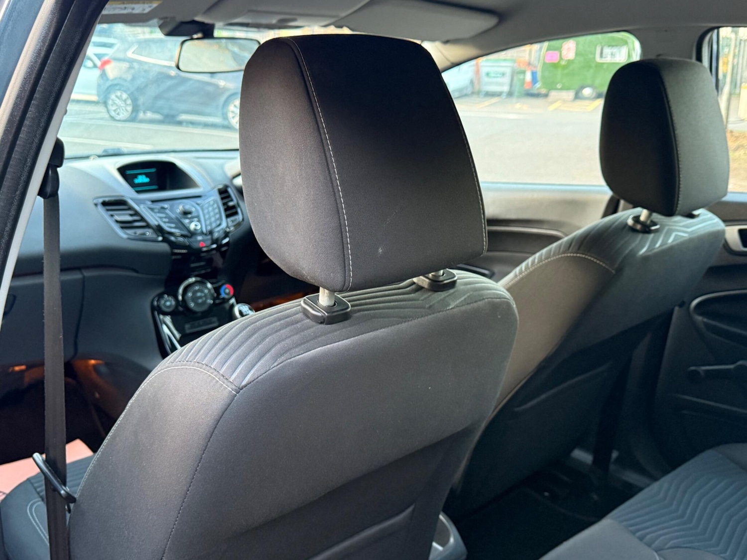 Used Ford Fiesta 2014 for sale - 76042297: Photo 28