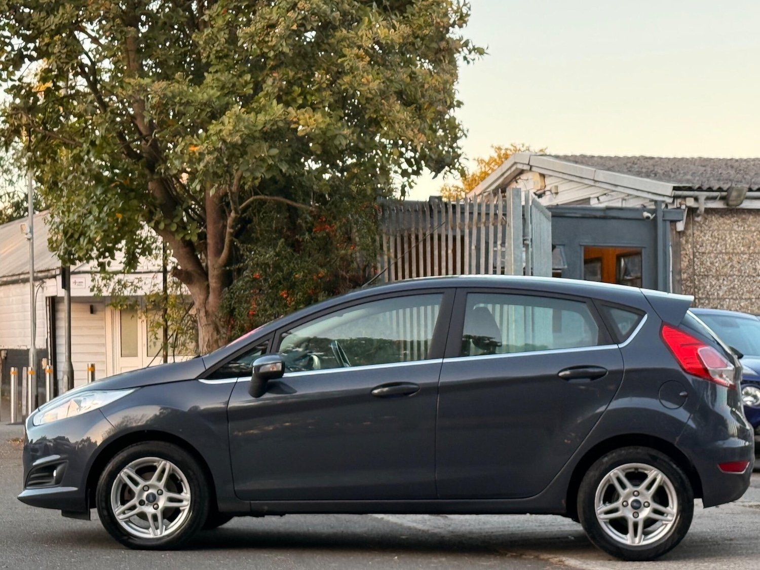 Used Ford Fiesta 2014 for sale - 76042297: Photo 5