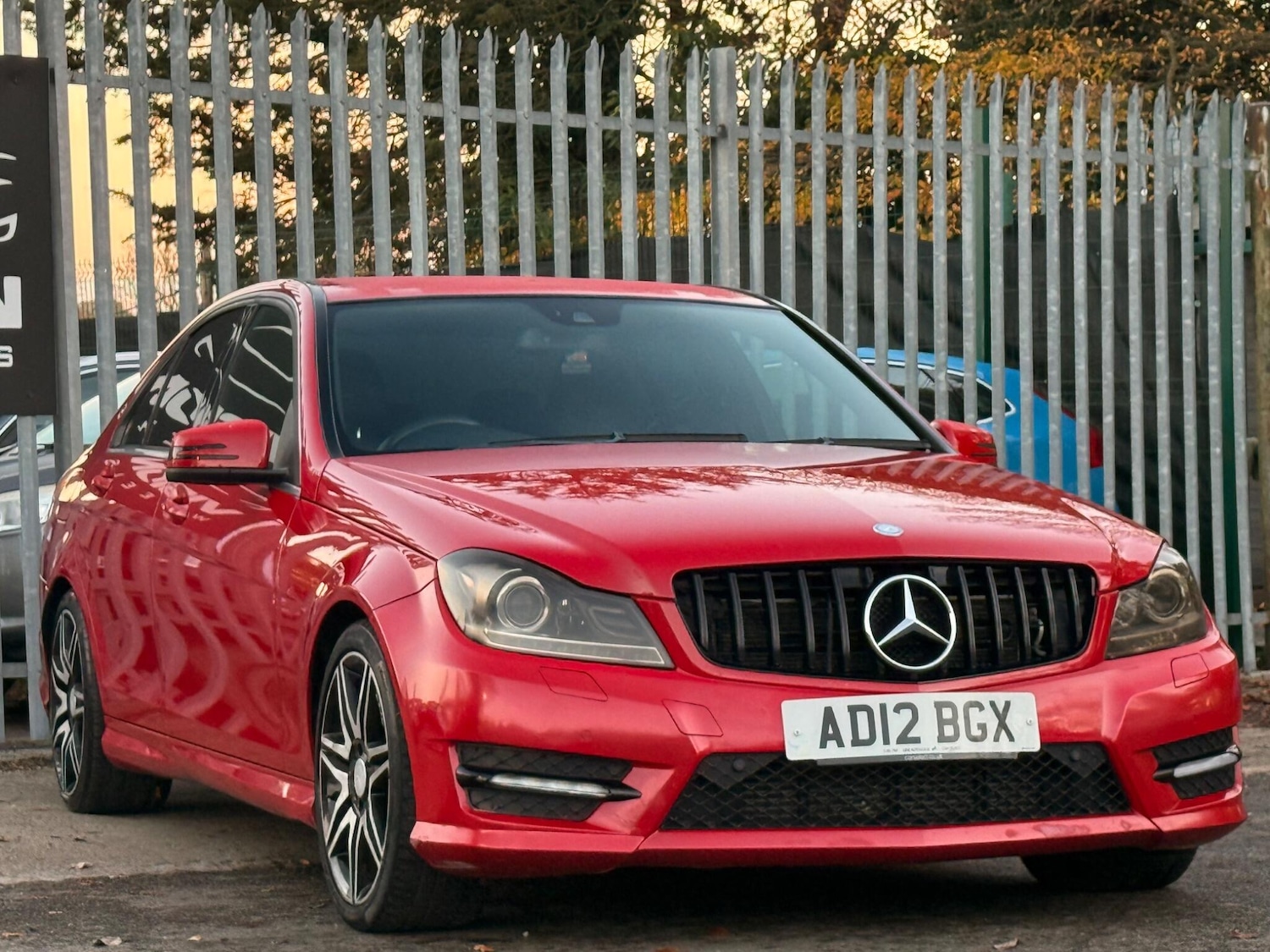 Used Mercedes-Benz C Class 2012 for sale - 76538286: Photo 2