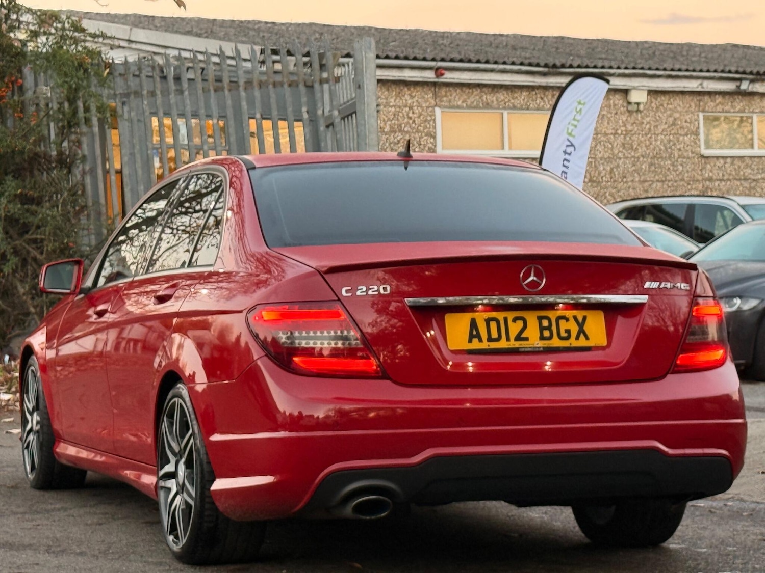 Used Mercedes-Benz C Class 2012 for sale - 76538286: Photo 5