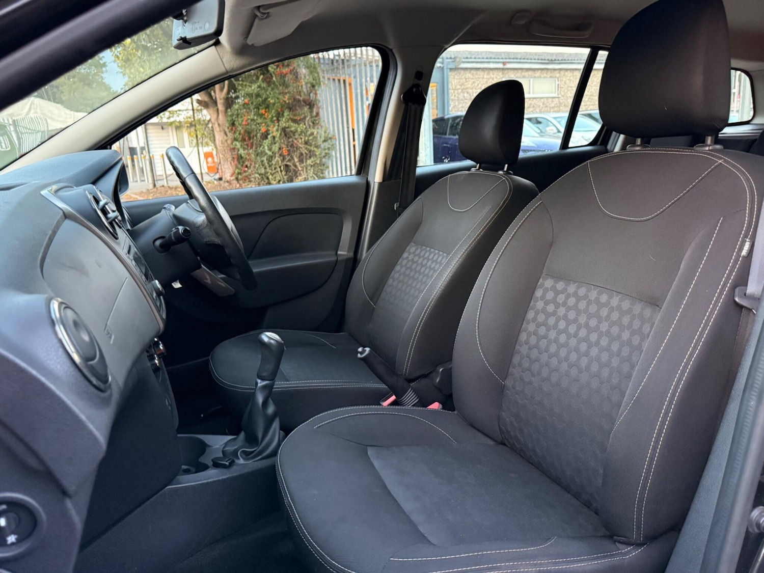Used Dacia Logan MCV 2015 for sale - 76012313: Photo 28