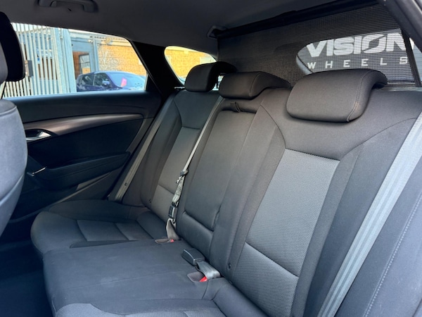 Used Hyundai i40 2017 for sale - 76013060: Photo 18