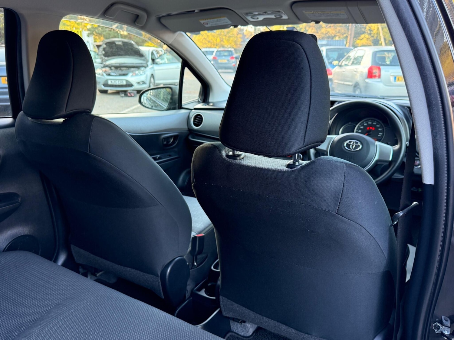 Used Toyota Yaris 2023 for sale - 76752416: Photo 20