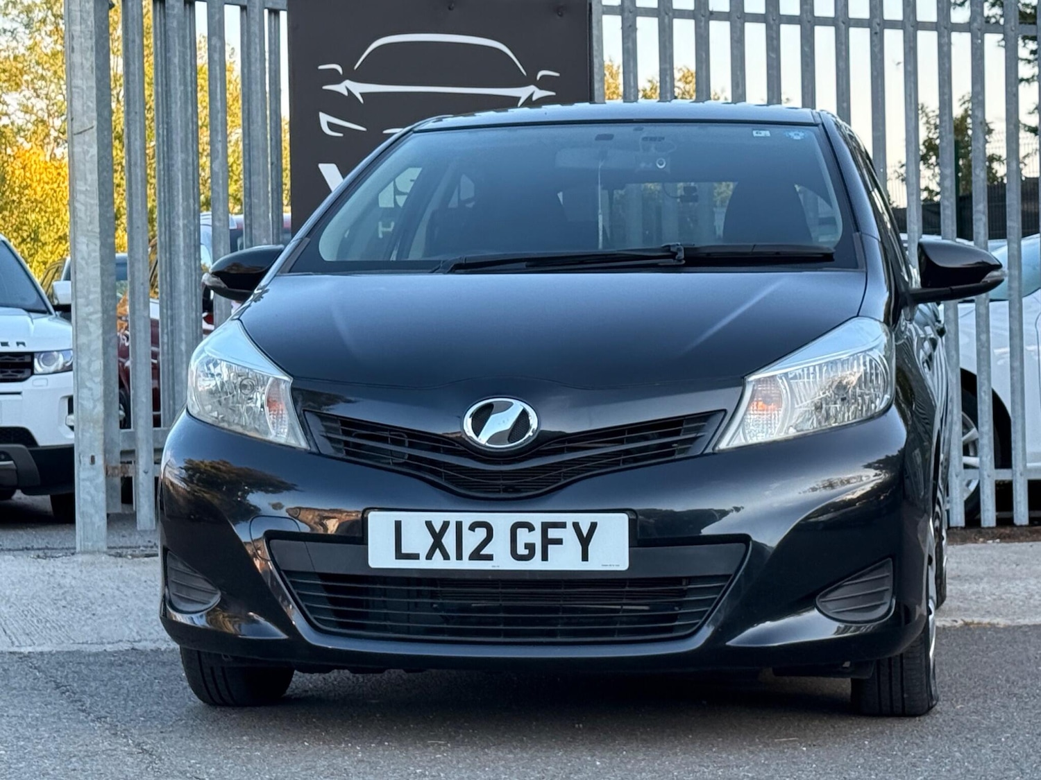 Used Toyota Yaris 2023 for sale - 76752416: Photo 3