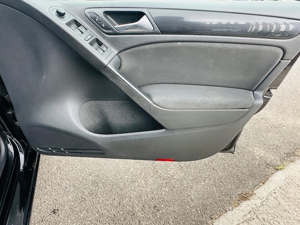 Used Volkswagen Golf 2011 for sale - 76238935: Photo 28