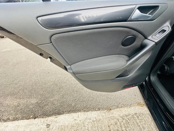 Used Volkswagen Golf 2011 for sale - 76238935: Photo 31