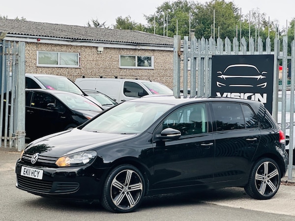 Used Volkswagen Golf 2011 for sale - 76238935: Photo 5