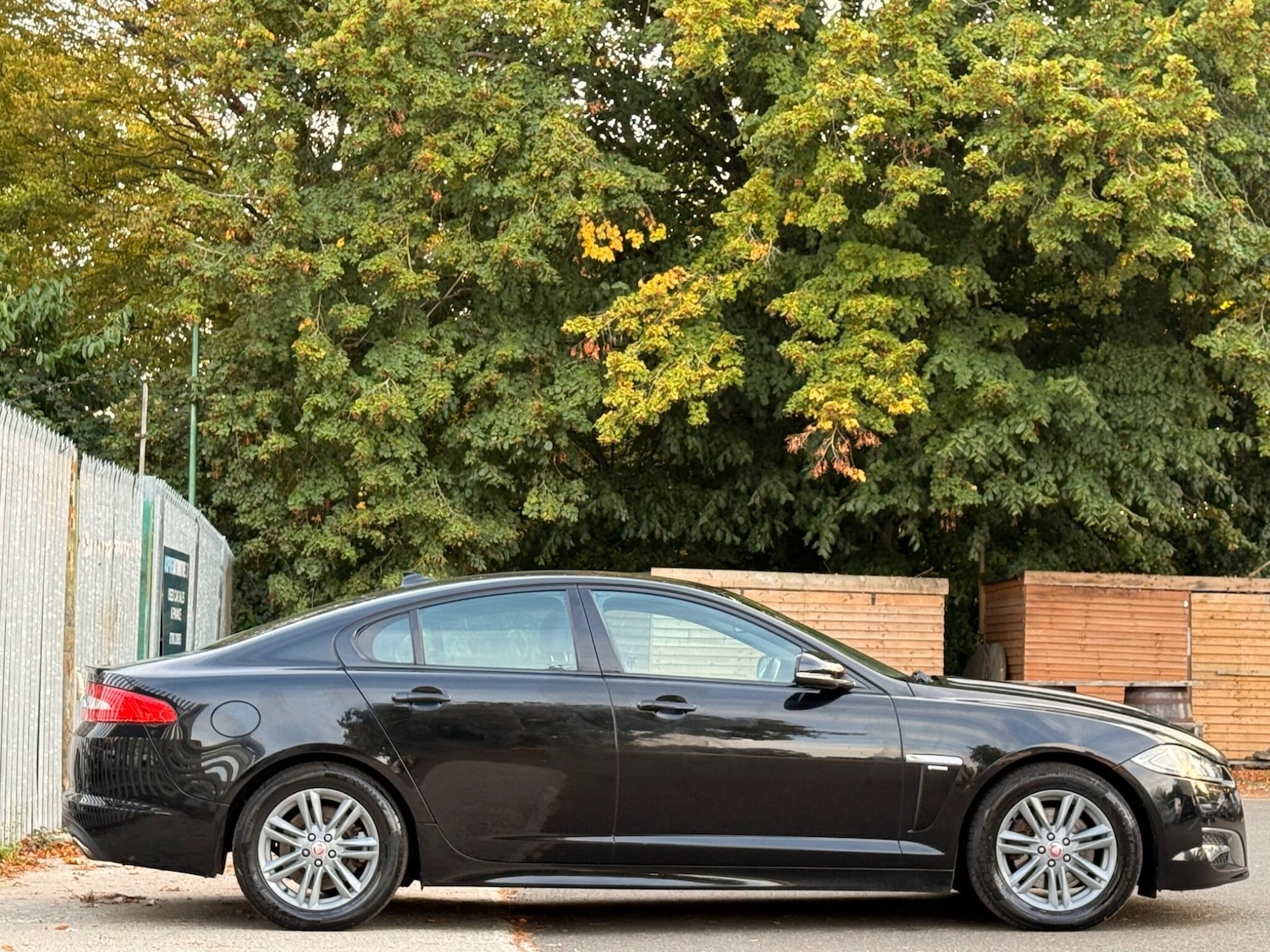 Used Jaguar XF 2013 for sale - 76042316: Photo 15