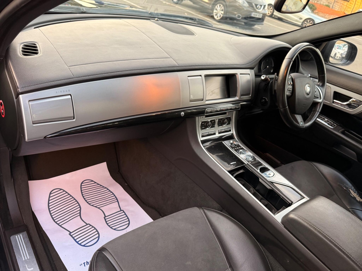 Used Jaguar XF 2013 for sale - 76042316: Photo 16