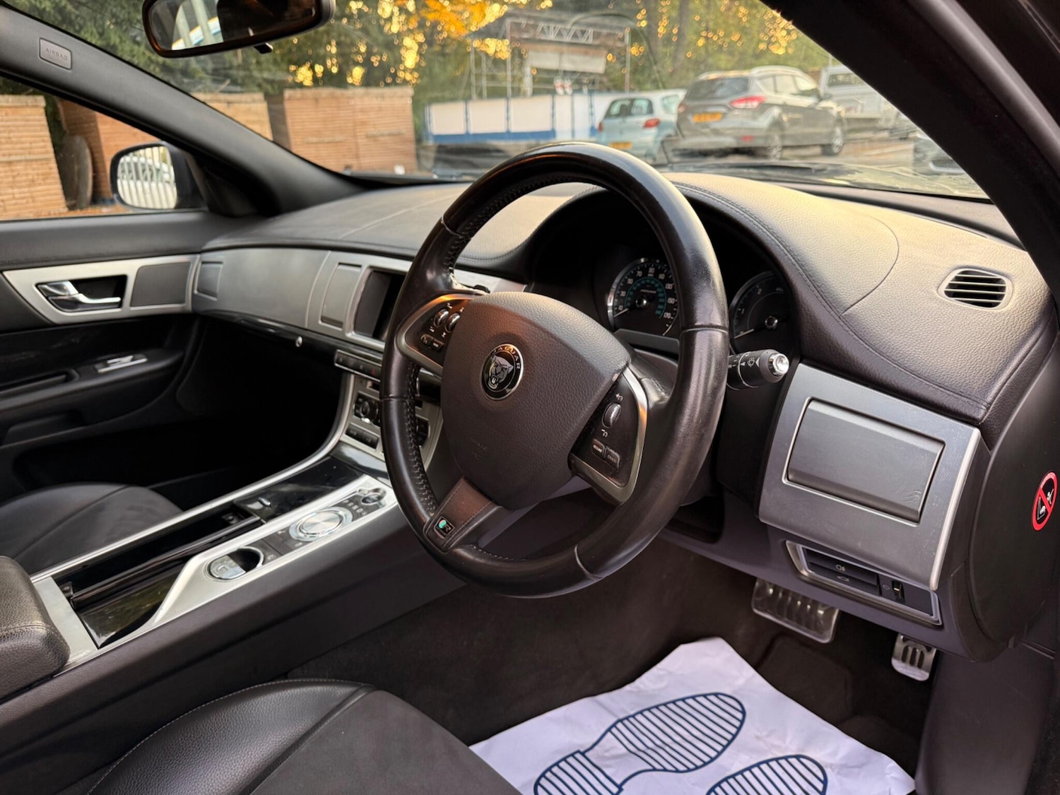 Used Jaguar XF 2013 for sale - 76042316: Photo 18