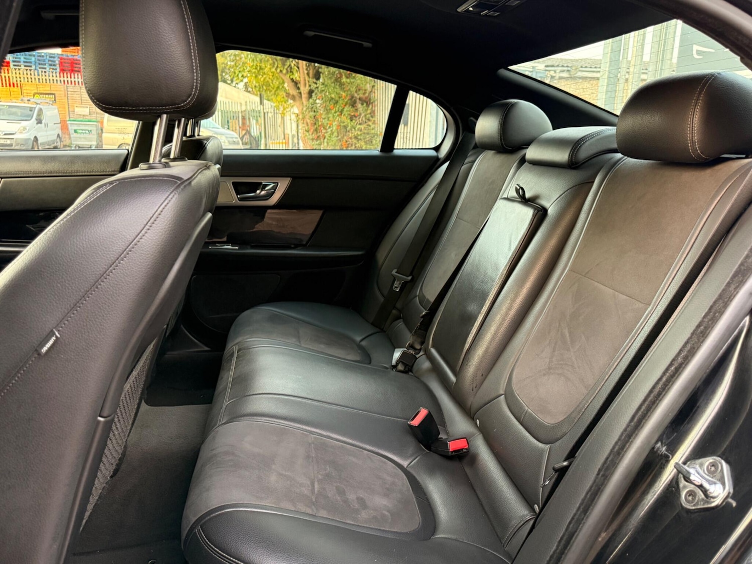 Used Jaguar XF 2013 for sale - 76042316: Photo 20