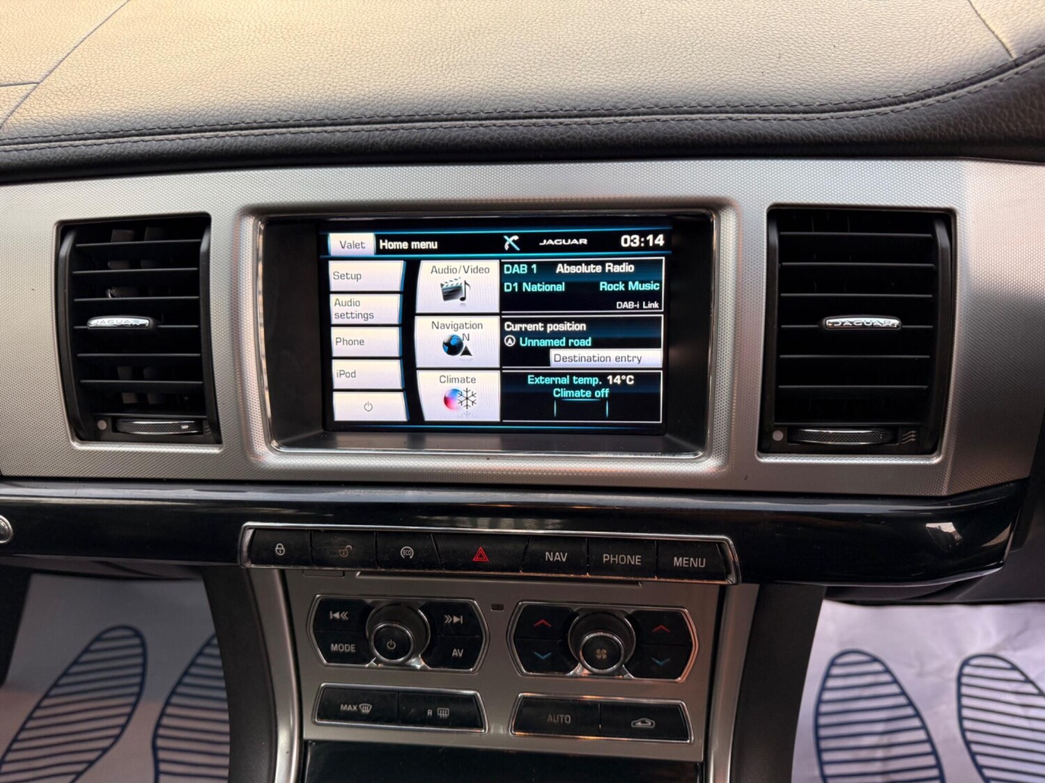 Used Jaguar XF 2013 for sale - 76042316: Photo 31