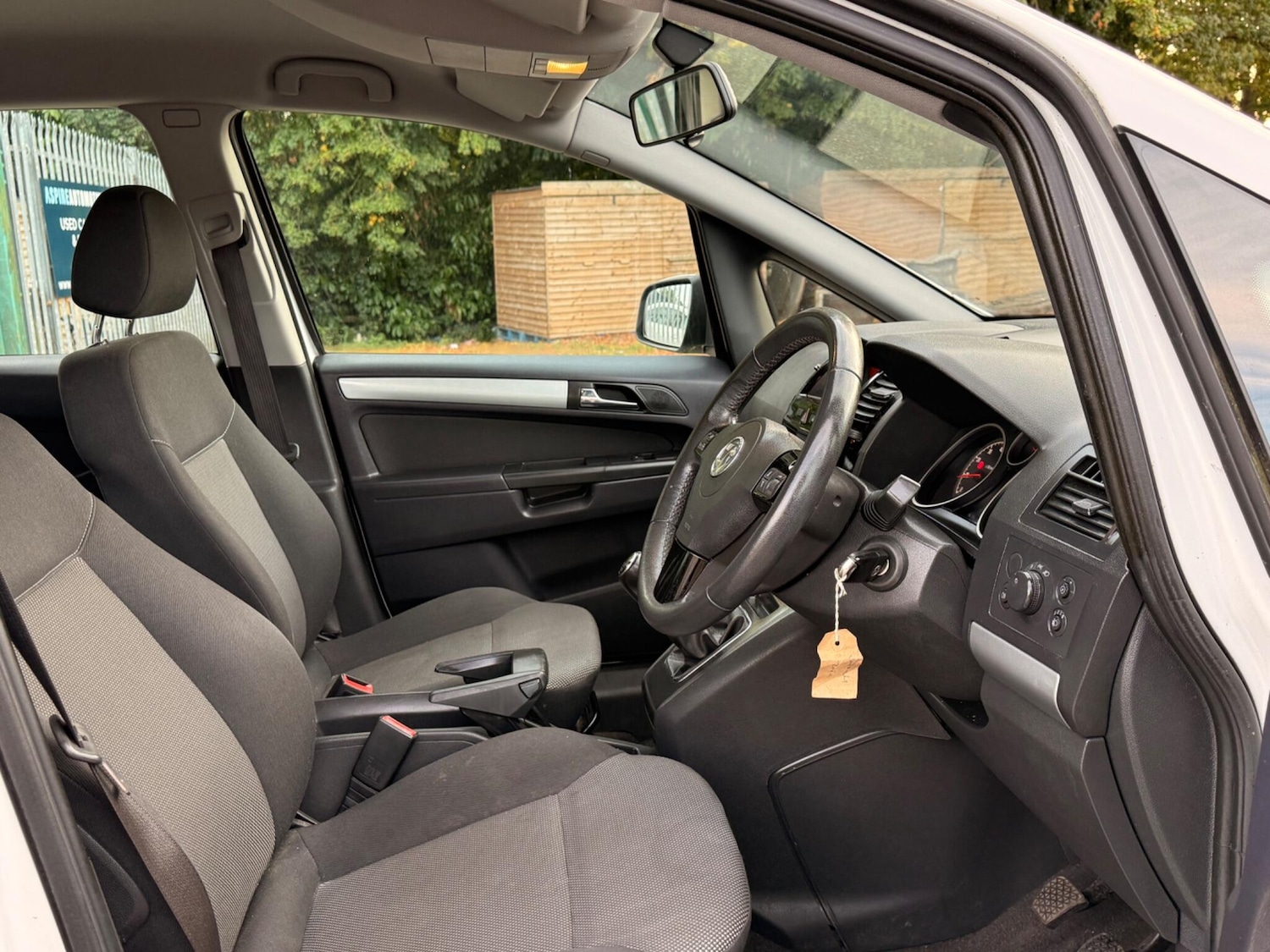 Used Vauxhall Zafira 2013 for sale - 76072106: Photo 15