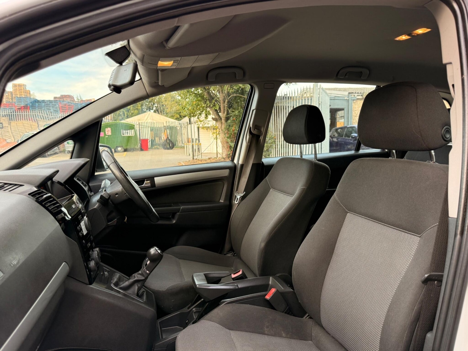 Used Vauxhall Zafira 2013 for sale - 76072106: Photo 31