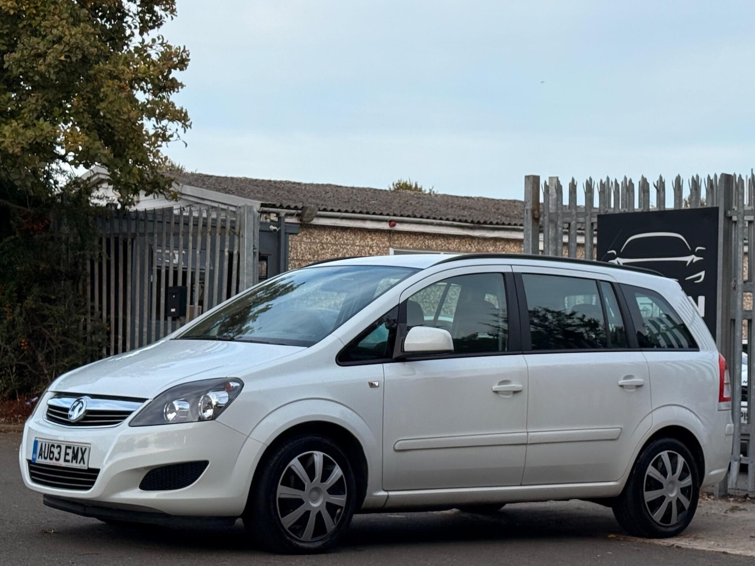 Used Vauxhall Zafira 2013 for sale - 76072106: Photo 4