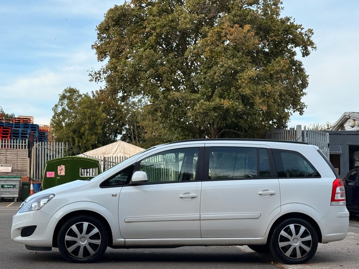 Used Vauxhall Zafira 2013 for sale - 76072106: Photo 8