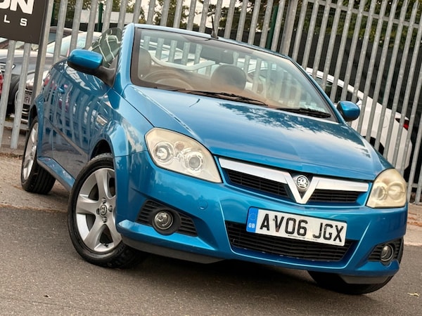 Used Vauxhall Tigra 2006 for sale - 76239377: Photo 6