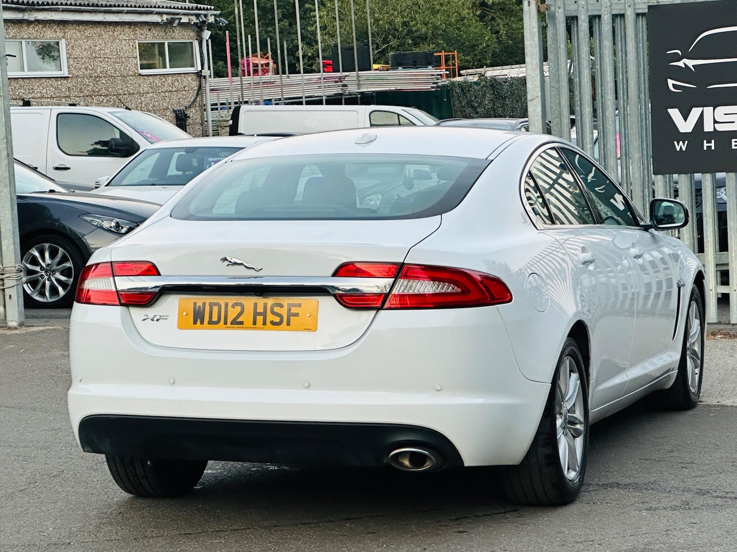 Vehicle 33