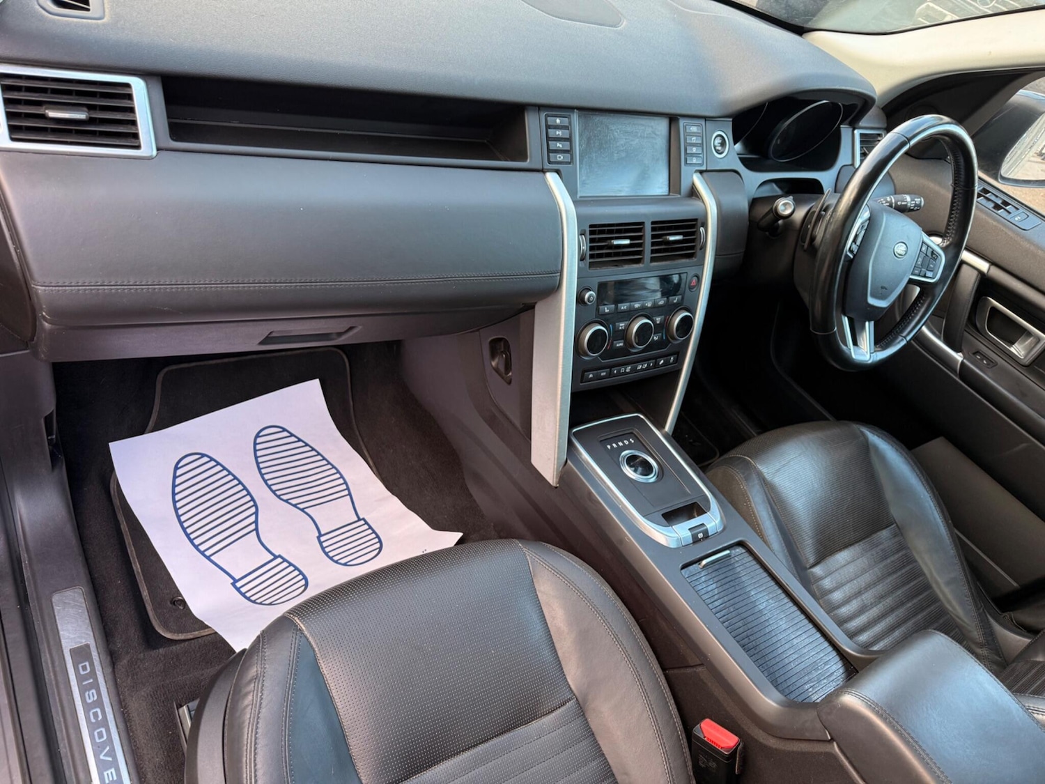 Used Land Rover Discovery Sport 2016 for sale - 76702043: Photo 15