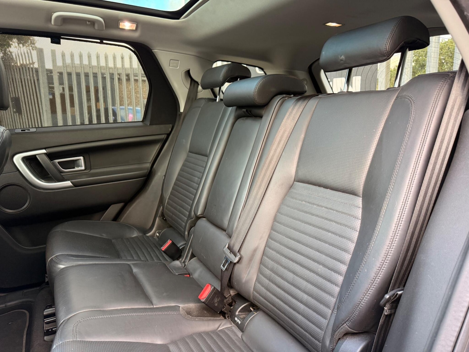 Used Land Rover Discovery Sport 2016 for sale - 76702043: Photo 19