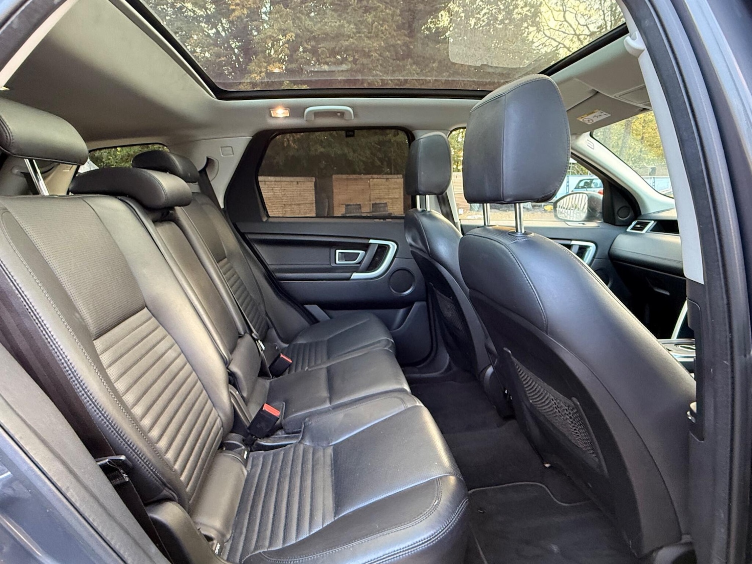 Used Land Rover Discovery Sport 2016 for sale - 76702043: Photo 23