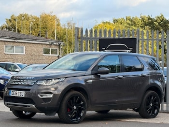 Used Land Rover Discovery Sport 2016 for sale - 76702043: Photo