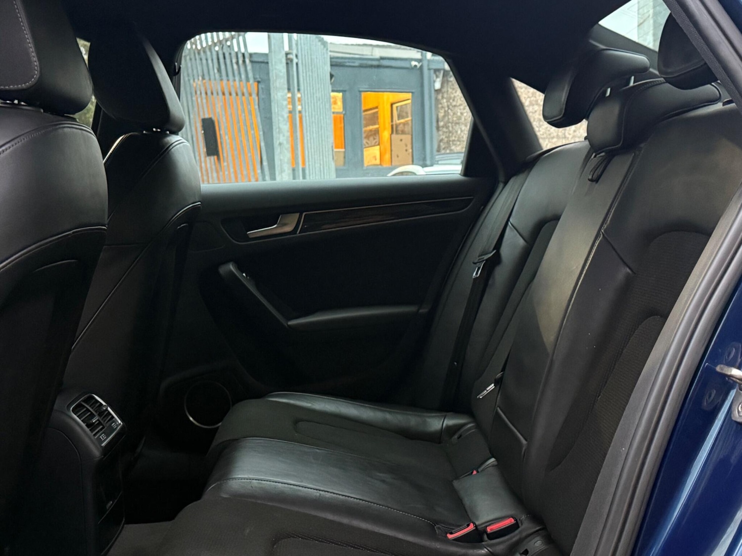 Used Audi A4 2014 for sale - 76440828: Photo 18