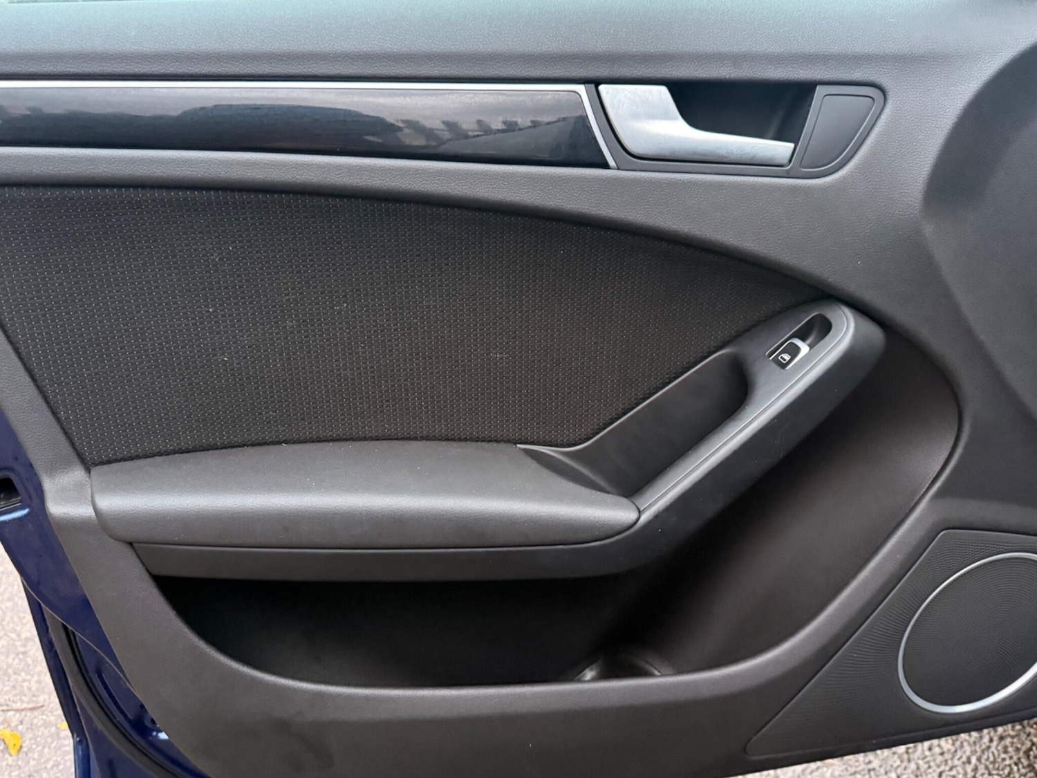 Used Audi A4 2014 for sale - 76440828: Photo 25