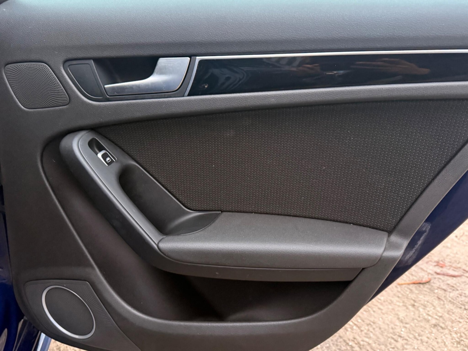 Used Audi A4 2014 for sale - 76440828: Photo 26