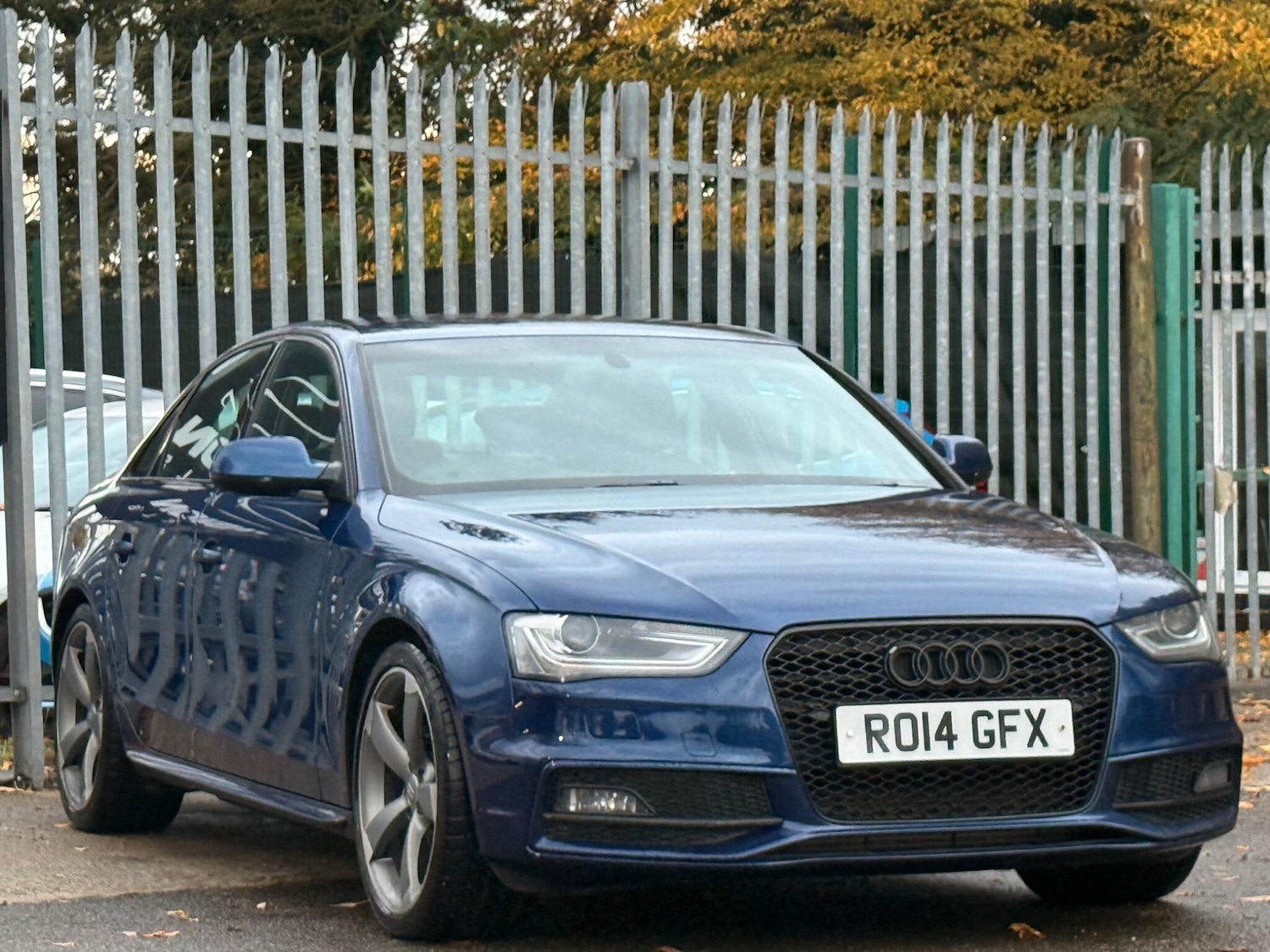 Used Audi A4 2014 for sale - 76440828: Photo 4