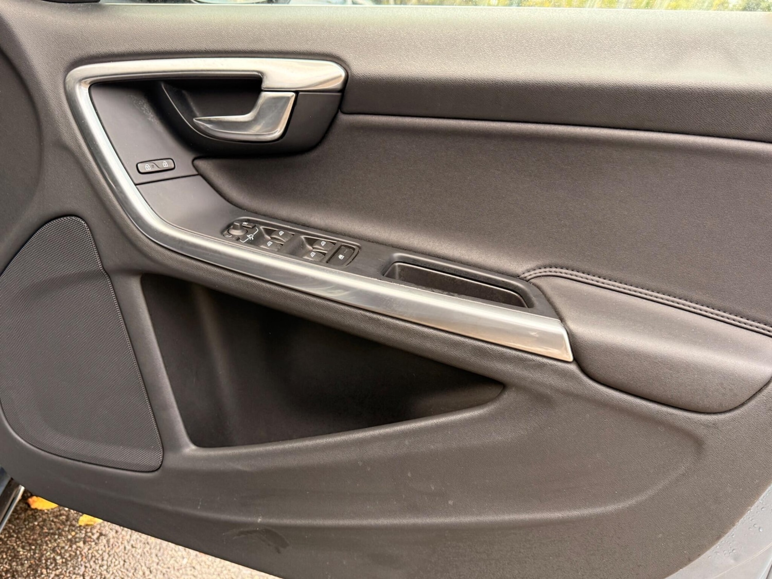 Used Volvo S60 for sale - 76440574: Photo 27