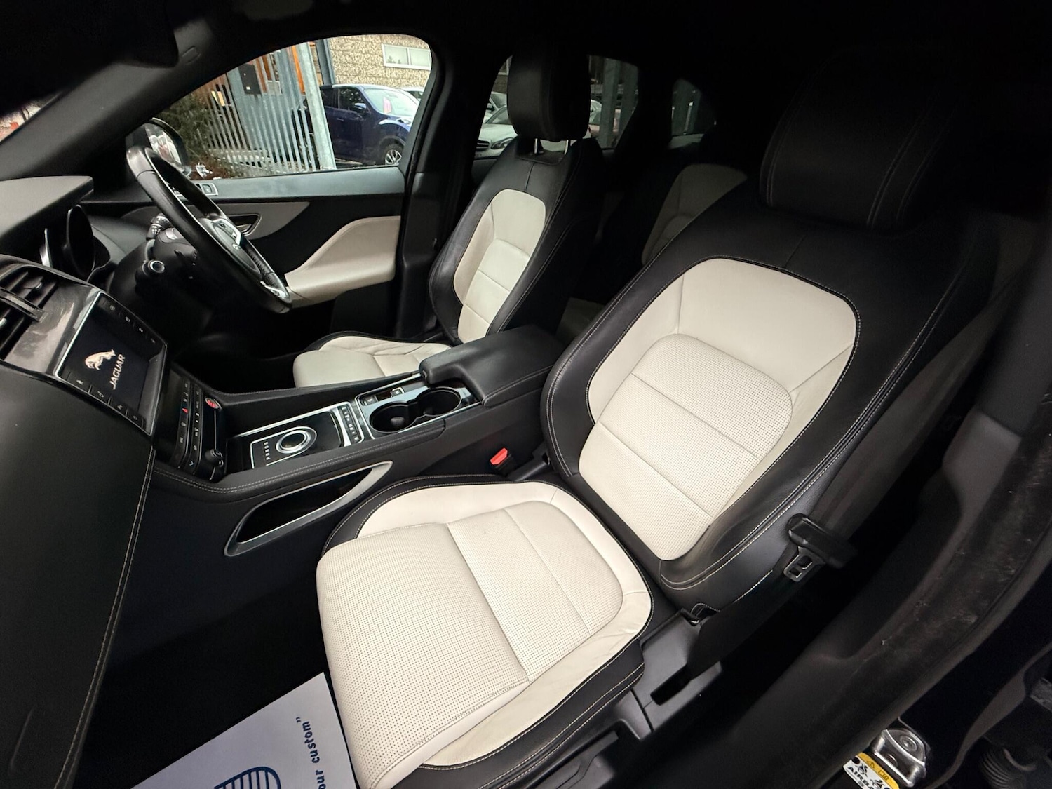 Used Jaguar F-Pace 2017 for sale - 76094437: Photo 14