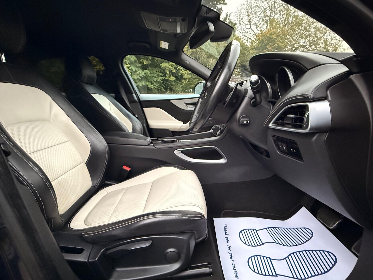 Used Jaguar F-Pace 2017 for sale - 76094437: Photo 26