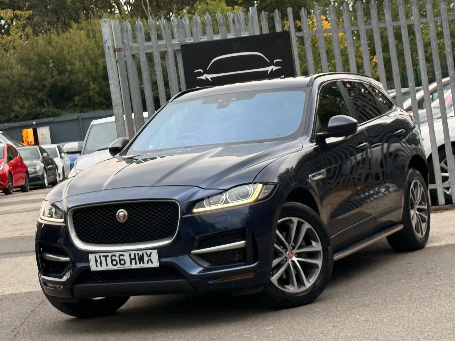 Used Jaguar F-Pace 2017 for sale - 76094437: Photo 46