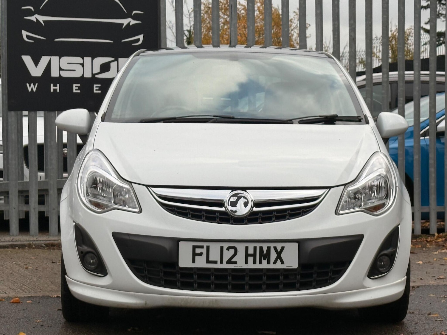 Used Vauxhall Corsa 2012 for sale - 76456943: Photo 3