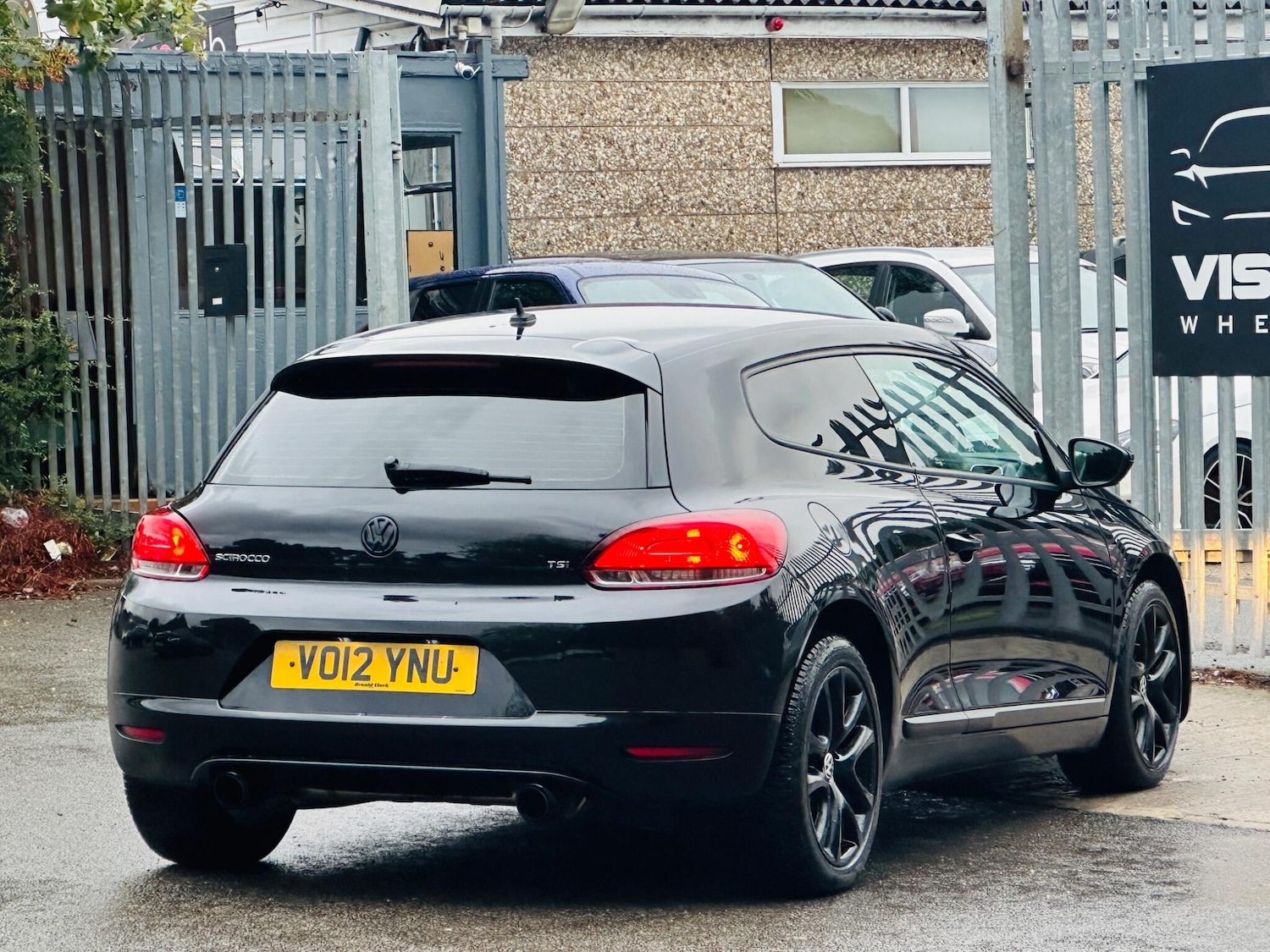 Vehicle 33