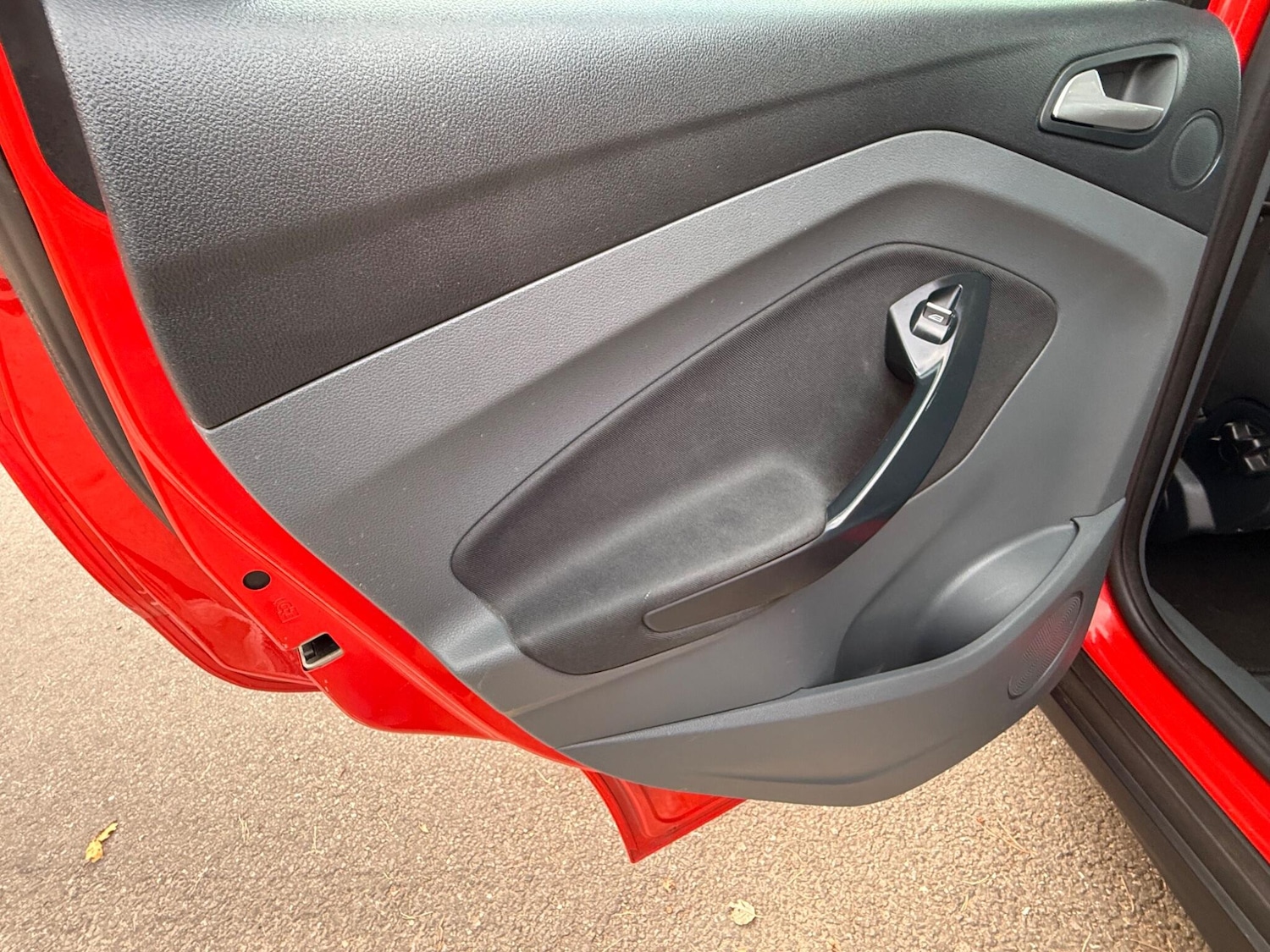 Used Ford C-Max 2014 for sale - 76072194: Photo 30