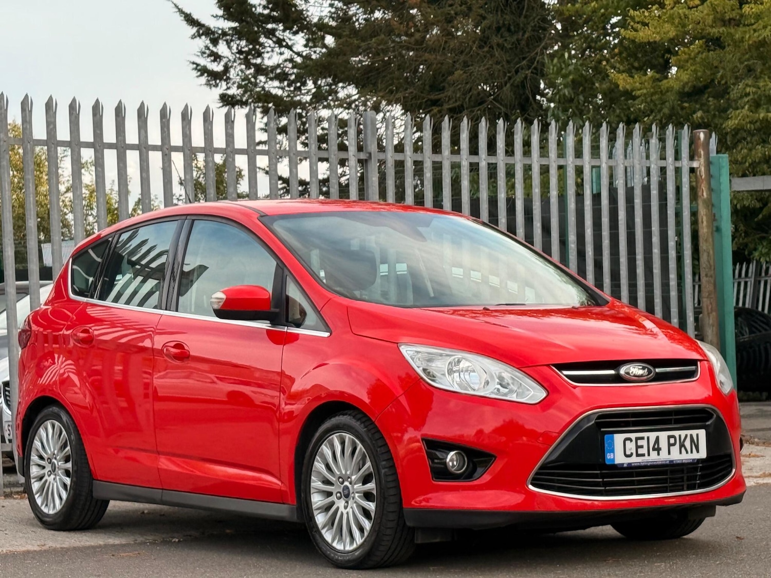 Used Ford C-Max 2014 for sale - 76072194: Photo 5