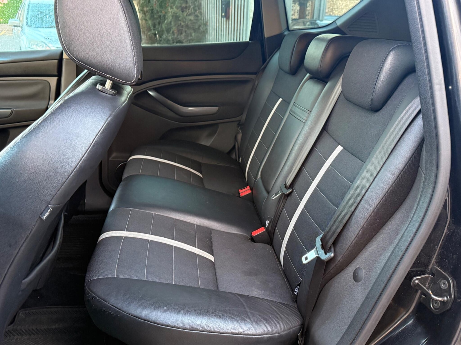 Used Ford Kuga 2010 for sale - 76667231: Photo 21