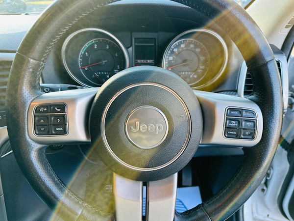 Used Jeep Grand Cherokee 2013 for sale - 75687146: Photo 12