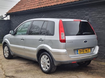 Used Ford Fusion 2011 for sale - 77455946: Photo