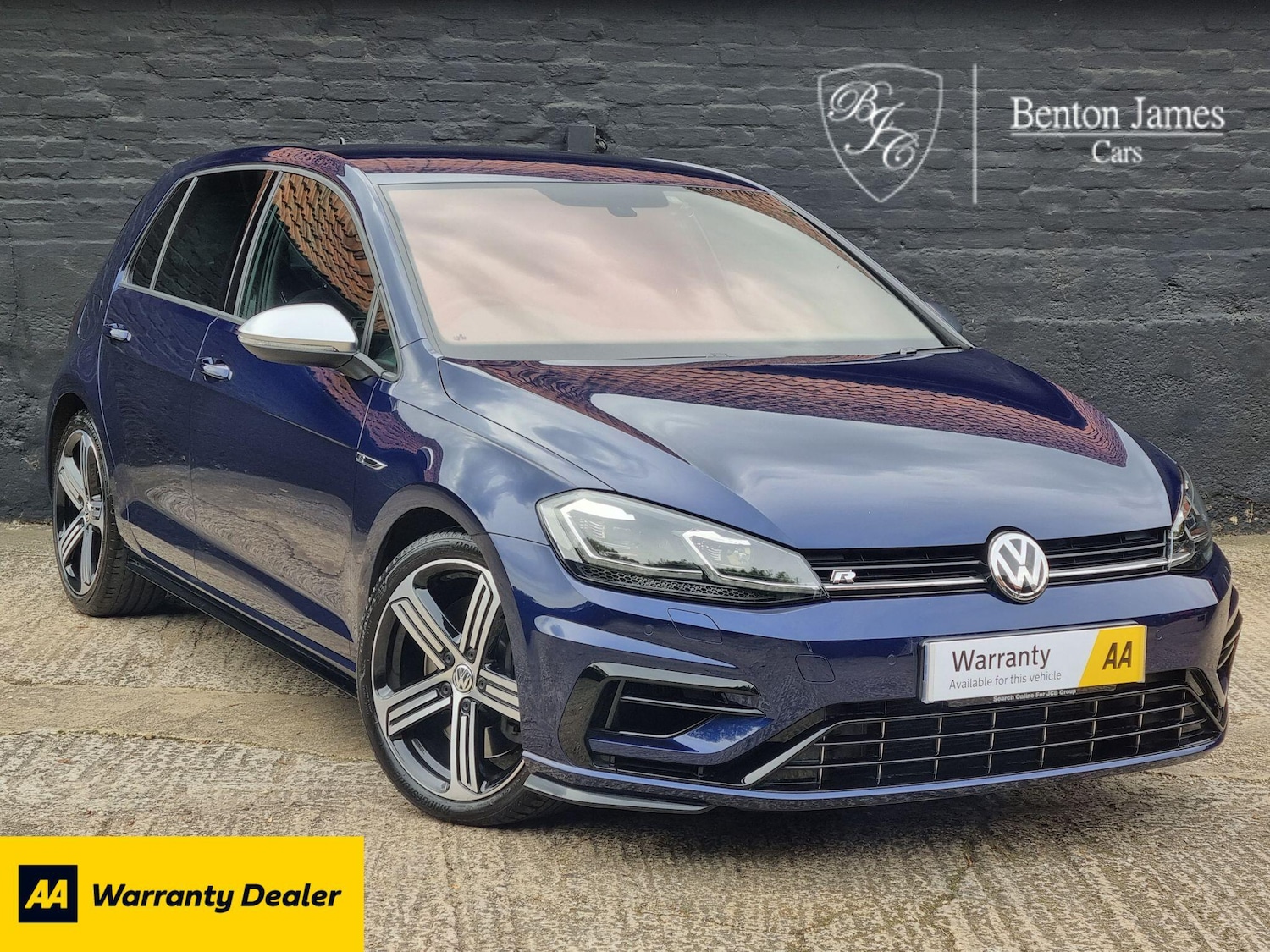 Used Volkswagen Golf 2017 for sale - 76691154: Photo 1