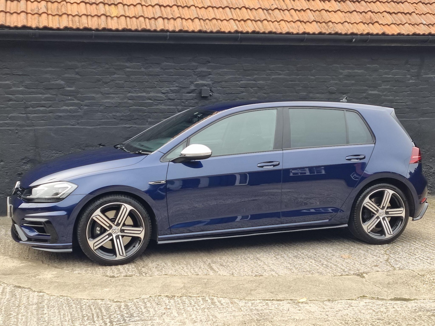 Used Volkswagen Golf 2017 for sale - 76691154: Photo 10