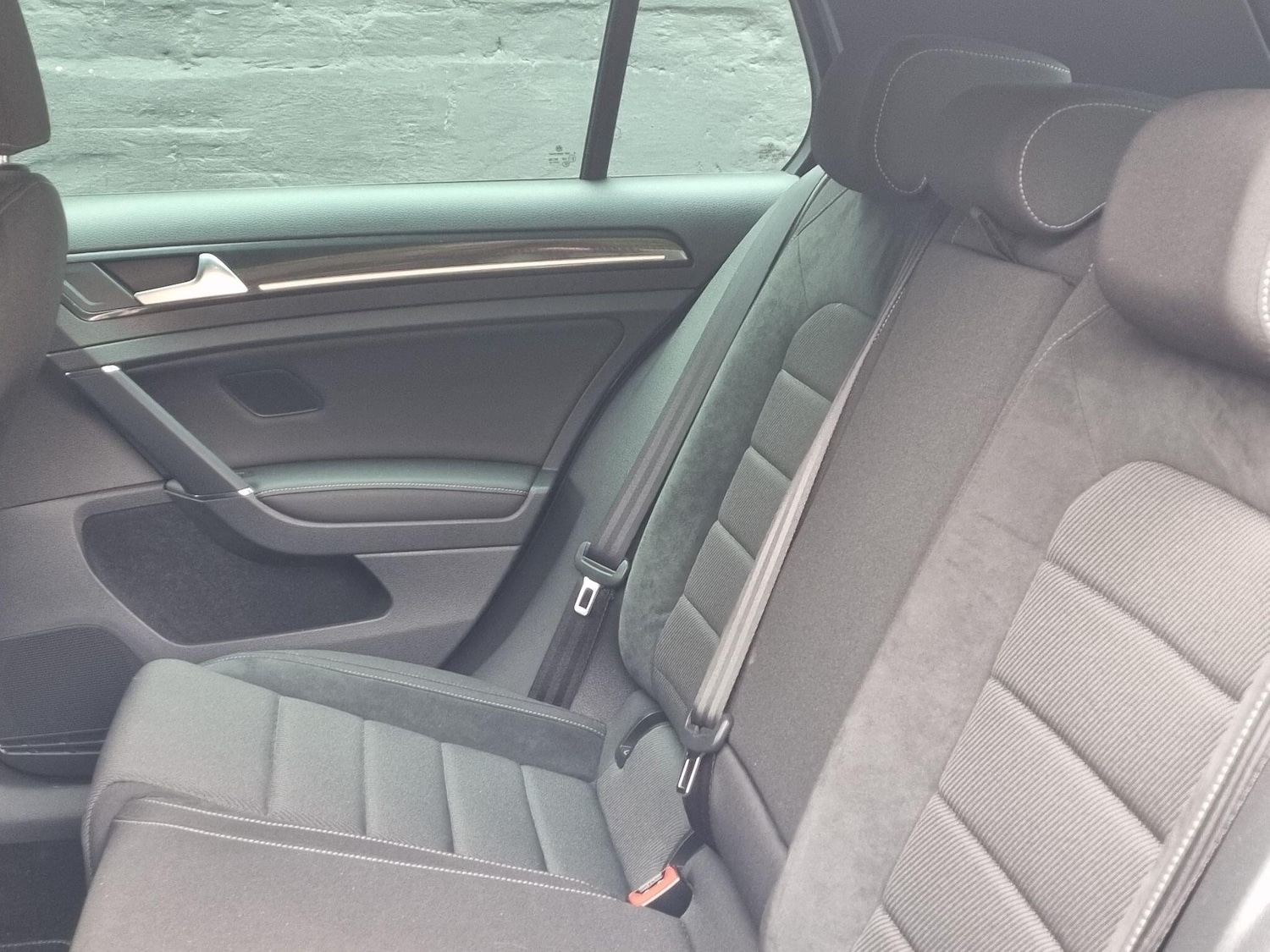 Used Volkswagen Golf 2017 for sale - 76691154: Photo 28