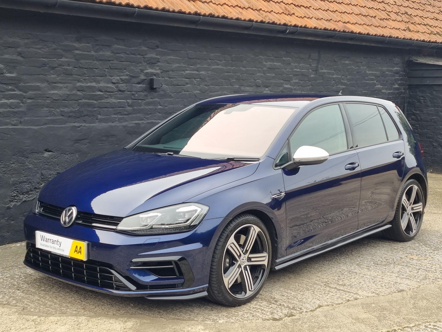 Used Volkswagen Golf 2017 for sale - 76691154: Photo 3