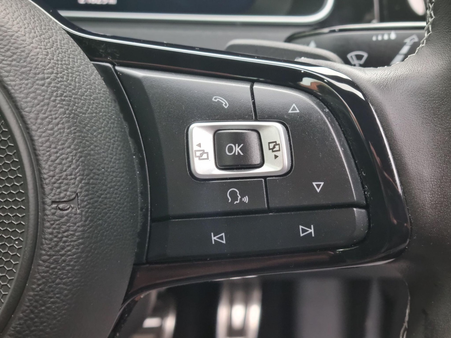 Used Volkswagen Golf 2017 for sale - 76691154: Photo 32