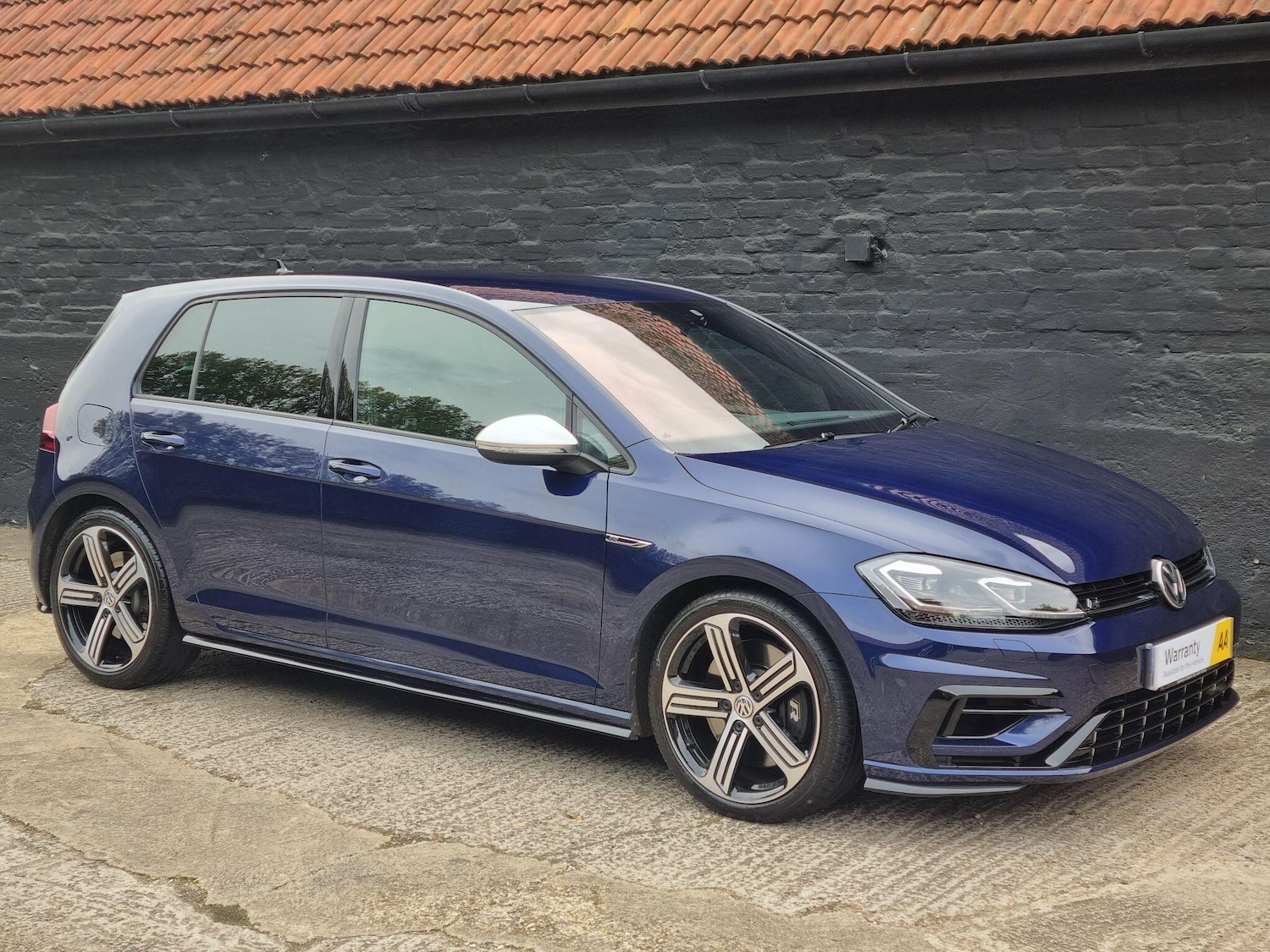 Used Volkswagen Golf 2017 for sale - 76691154: Photo 5