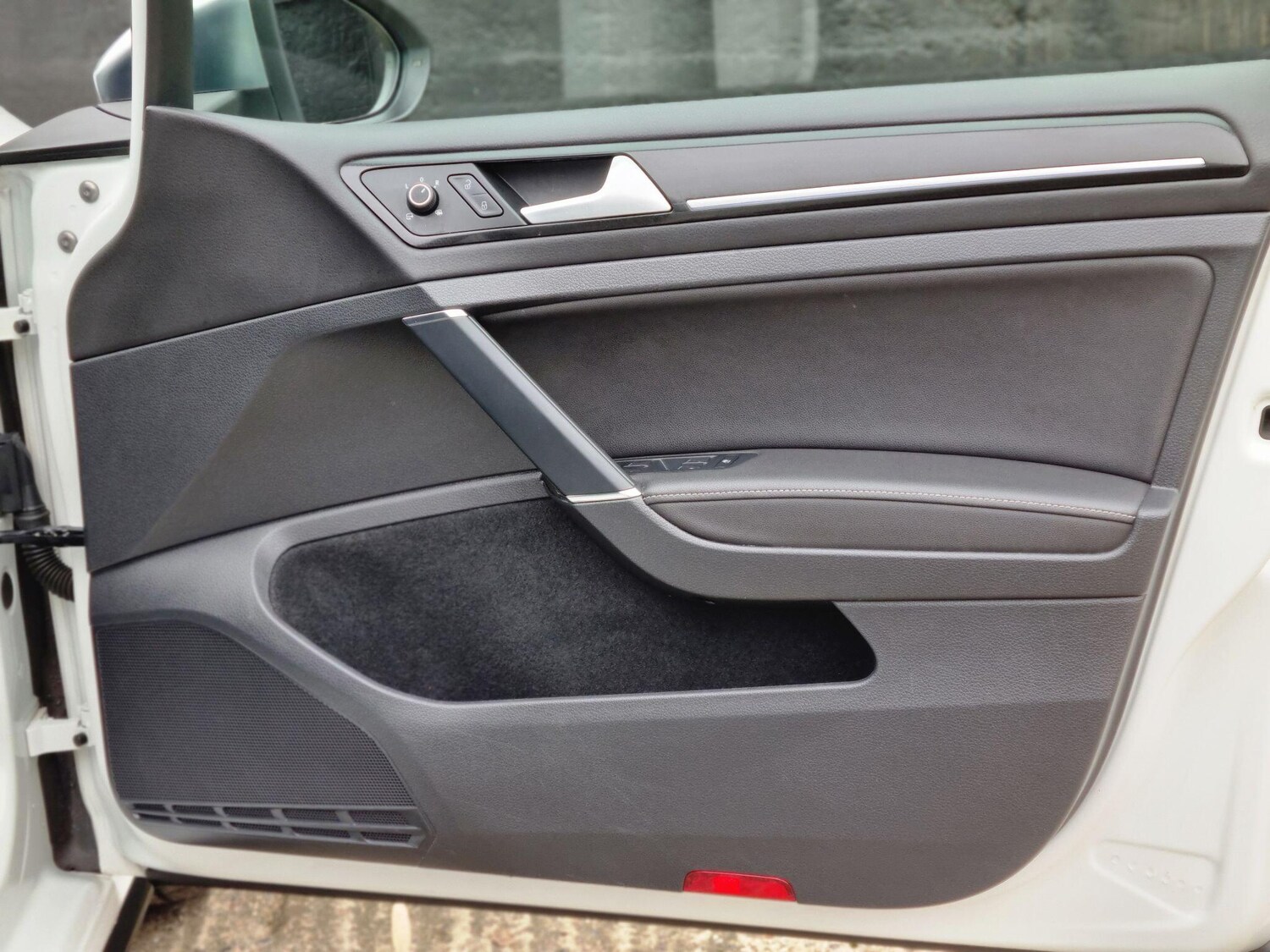 Used Volkswagen Golf for sale - 77682905: Photo 28