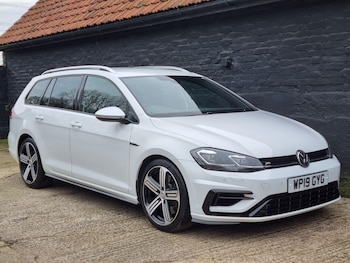 Used Volkswagen Golf 2019 for sale - 77682905: Photo