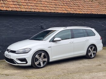 Used Volkswagen Golf 2019 for sale - 77682905: Photo